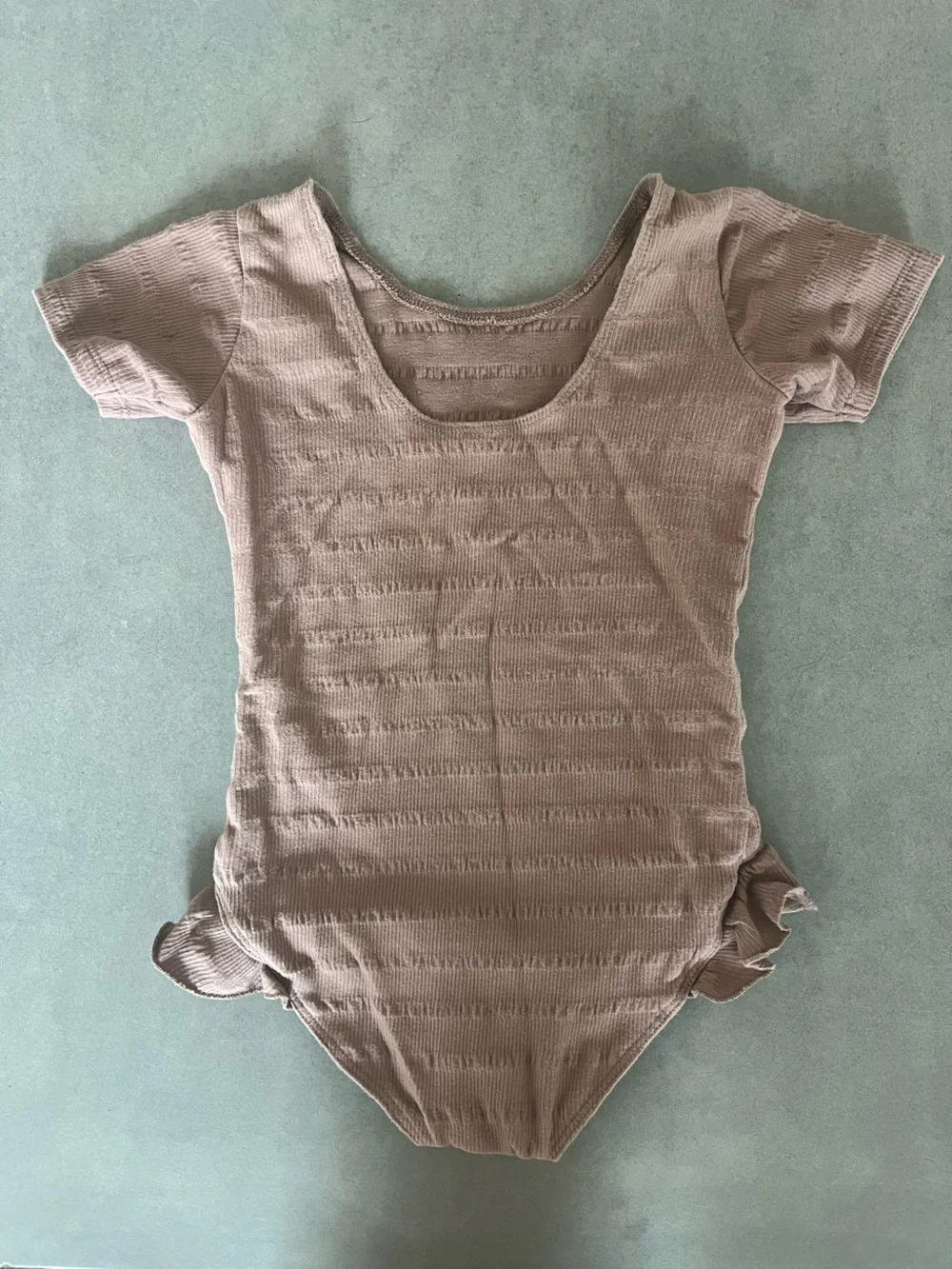 RYLEE + CRU Girls Ribbed One-Piece bodysuit - Size 6/7